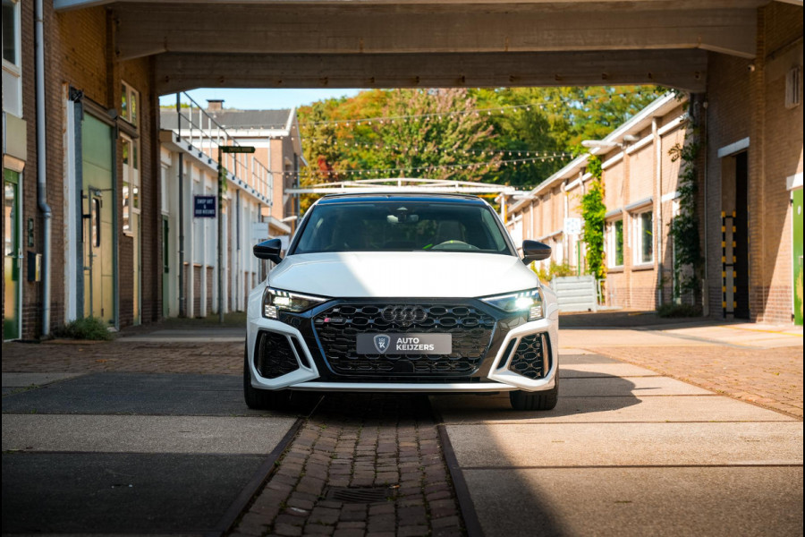 Audi RS3 Limousine 2.5 TFSI RS 3 quattro Panoramadak B&O HUD ACC Hulk Edition