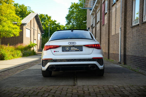 Audi RS3 Limousine 2.5 TFSI RS 3 quattro Panoramadak B&O HUD ACC Hulk Edition