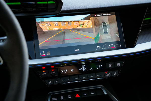 Audi RS3 Limousine 2.5 TFSI RS 3 quattro Panoramadak B&O HUD ACC Hulk Edition