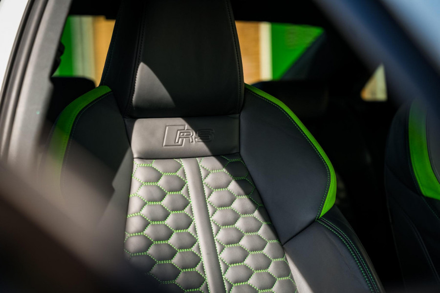 Audi RS3 Limousine 2.5 TFSI RS 3 quattro Panoramadak B&O HUD ACC Hulk Edition