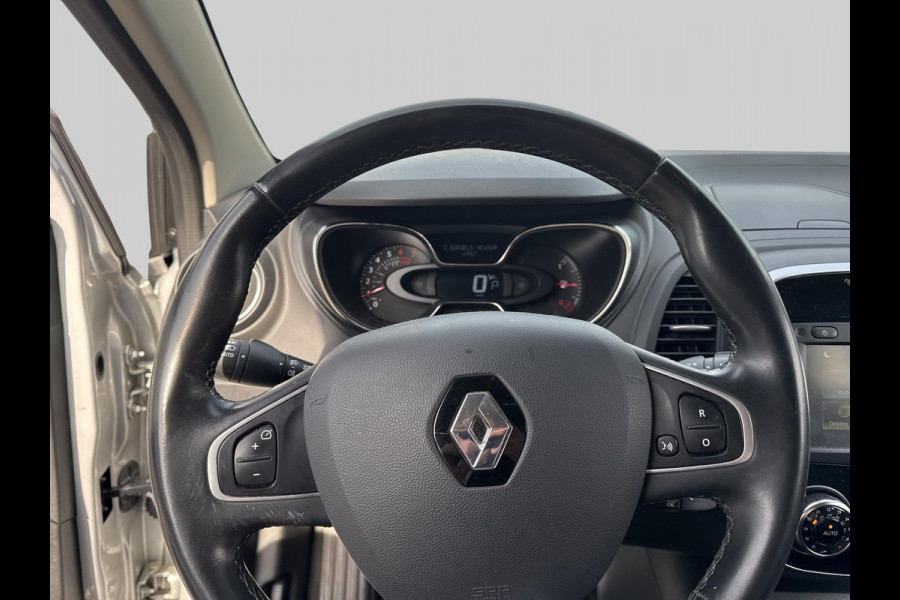 Renault Captur 1.2 TCe Intens | automaat | zwart dak | navigatie | trekhaak