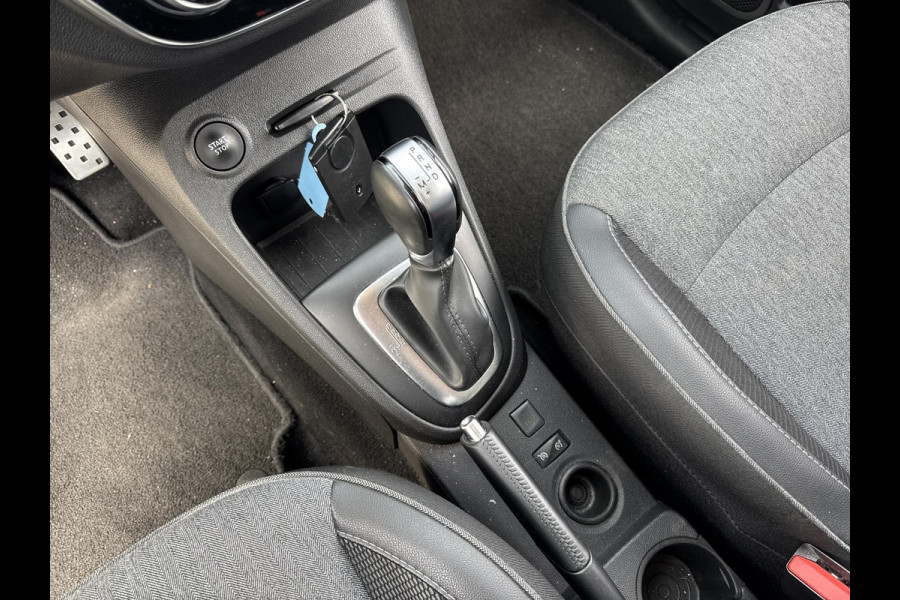Renault Captur 1.2 TCe Intens | automaat | zwart dak | navigatie | trekhaak
