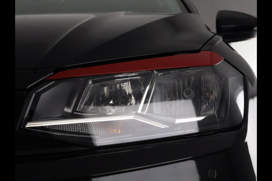 Volkswagen Polo 1.0 TSI Beats By Dre Automaat | Apple Carplay & AndroidAUTO | Lichtmetalen velgen |