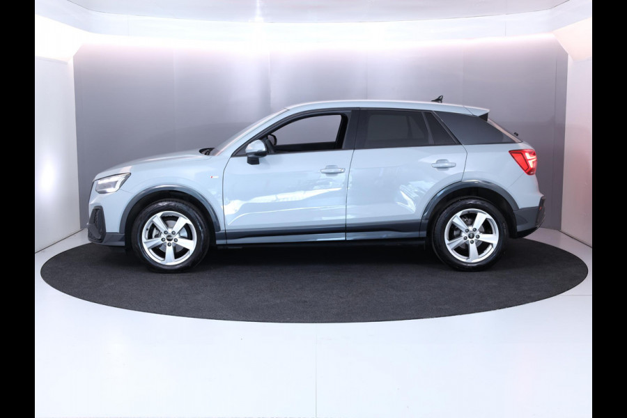 Audi Q2 35 TFSI S Edition | 150 pk S-tronic | S-Line| LM-velgen| Verlengde garantie | Navigatie met Touchscreen | Parkeersensoren achter | Adaptieve cruise control | Matrix LED koplampen | S-line |Private lease vanaf €629,- pm