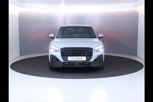 Audi Q2 35 TFSI S Edition | 150 pk S-tronic | S-Line| LM-velgen| Verlengde garantie | Navigatie met Touchscreen | Parkeersensoren achter | Adaptieve cruise control | Matrix LED koplampen | S-line |Private lease vanaf €629,- pm