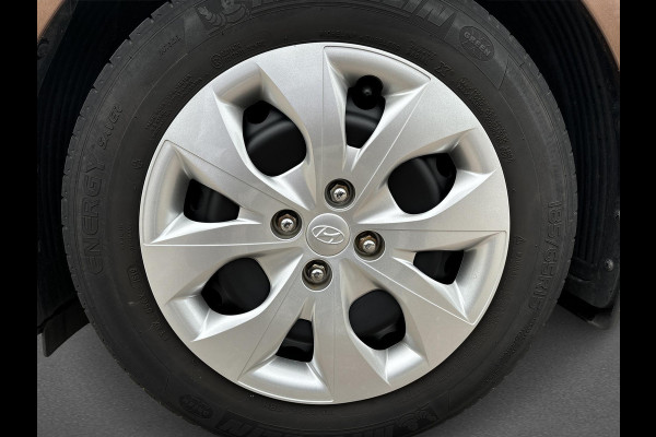 Hyundai i20 1.0 T-GDI Comfort Stoel- + stuurverwarming | parkeercamera achter | apple carplay em android auto