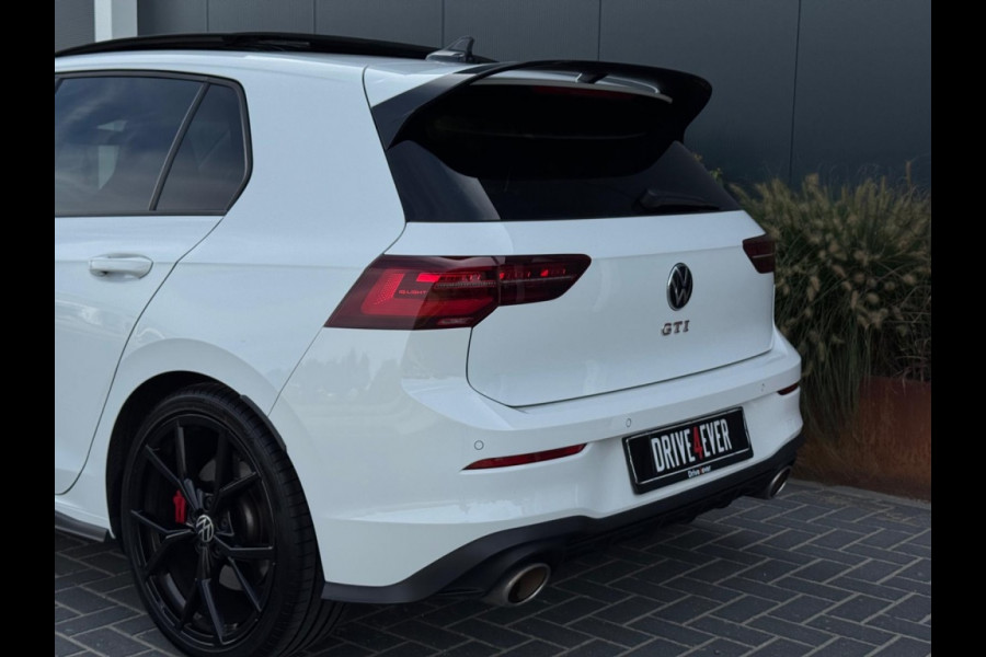 Volkswagen Golf 2.0 TSI GTI CLUBSPORT Pano Navi Climate Sfeer Camera Sportvelgen