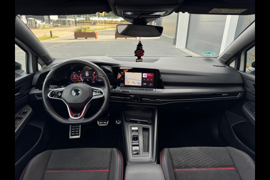 Volkswagen Golf 2.0 TSI GTI CLUBSPORT Pano Navi Climate Sfeer Camera Sportvelgen