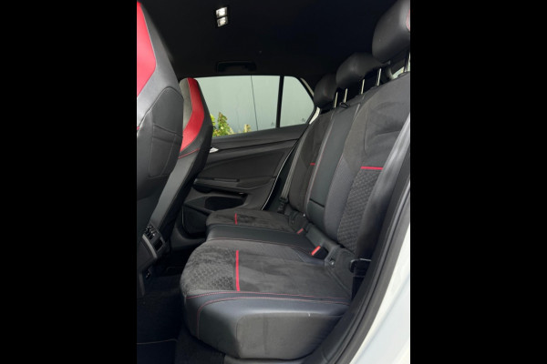 Volkswagen Golf 2.0 TSI GTI CLUBSPORT Pano Navi Climate Sfeer Camera Sportvelgen