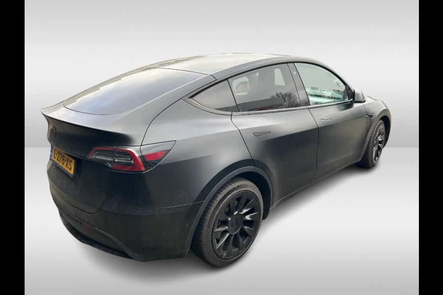Tesla Model Y Long Range AWD 75 kWh / SoH 90.4% / Autopilot / Panoramadak / Camera / Leder / 20'' / Keyless / ACC