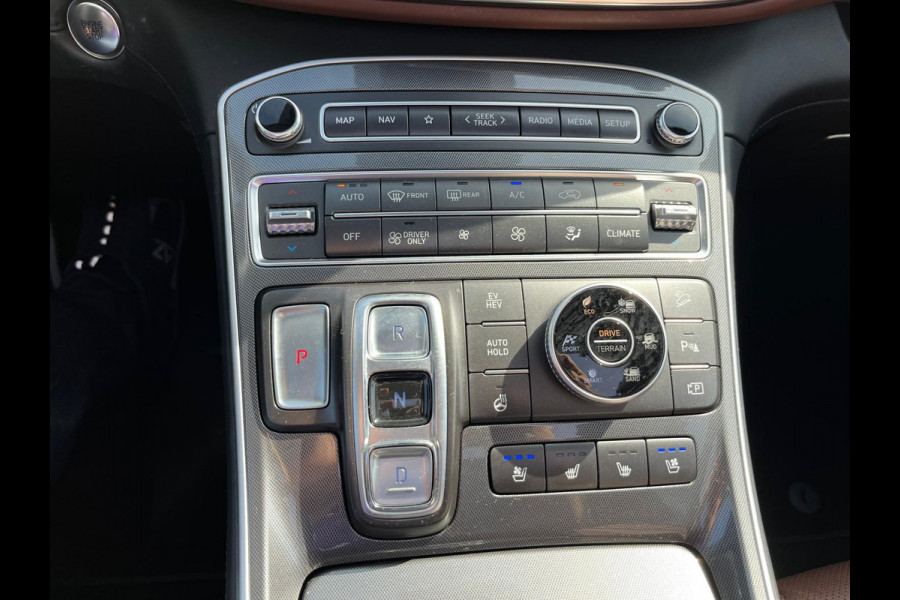 Hyundai Santa Fe 1.6 T-GDI PHEV Premium Sky 4WD LEER ! plug in pano