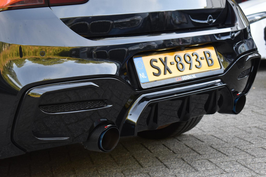BMW 1-serie M140i High Executive Pano Camera Lane HK Leder NAP