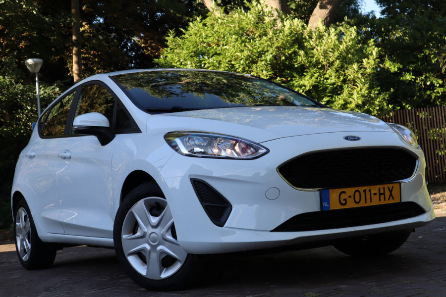 Ford Fiesta 1.1 | Navi | Carplay | Parkeersensoren | Cruise control |