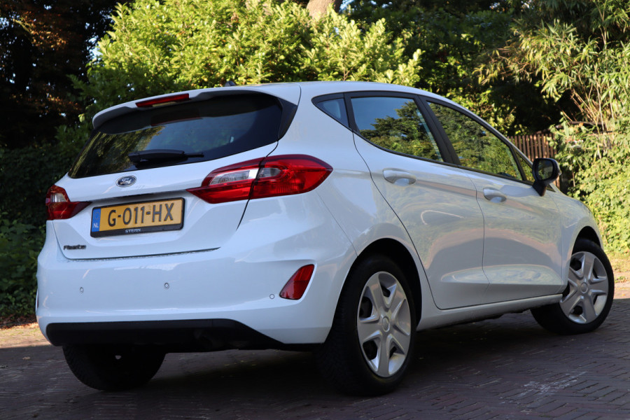 Ford Fiesta 1.1 | Navi | Carplay | Parkeersensoren | Cruise control |