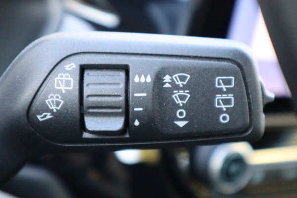 Ford Fiesta 1.1 | Navi | Carplay | Parkeersensoren | Cruise control |