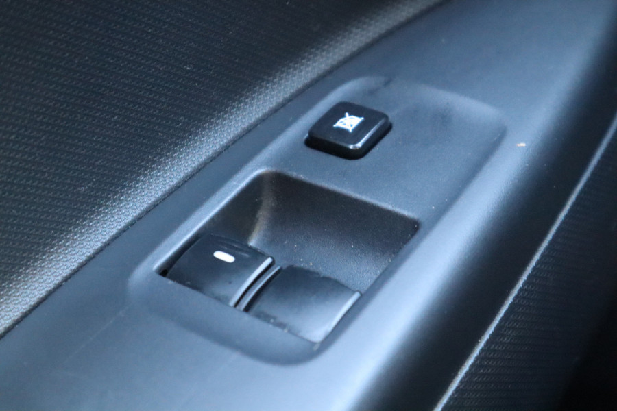 Mitsubishi Space Star 1.0 Cool+ | 5drs. | Airco |