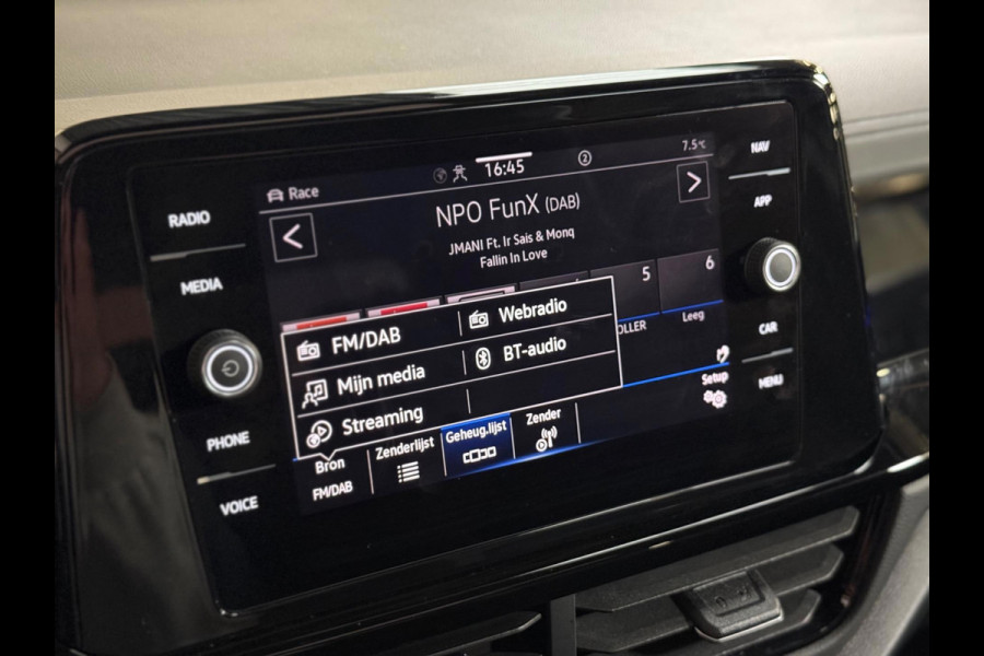Volkswagen T-Roc 2.0 TSI 4Motion R | pano | keyless | Camera | CarPlay | ACC | stoel-/stuurverwarming