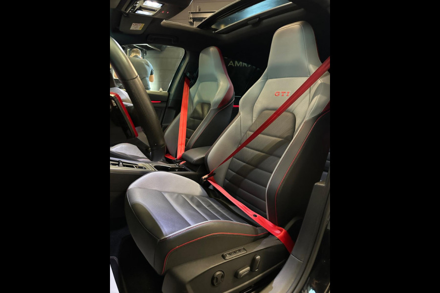 Volkswagen Golf 2.0 TSI GTI|PANO|FULL OPTION!!