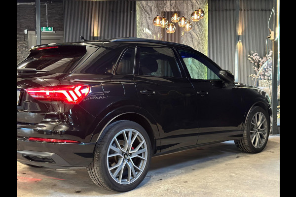 Audi Q3 35 TFSI|S-Line|PANO|BOMVOL!