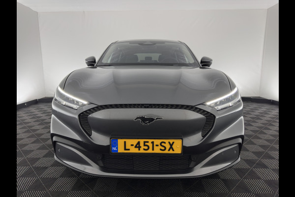 Ford Mustang Mach-E RWD 75 kWh [ 3-Fase ] {SOH-94%} (INCL-BTW) *PANO | LUXURY-LEATHER | ADAPTIVE-CRUISE | BANG&OLUFSEN | MEMORY-PACK | TOP-VIEW | FULL-LED | BLIND-SPOT | DAB+ | DIGI-COCKPIT | KEYLESS | NAVI-FULLMAP | CARPLAY | COMFORT-SEATS |