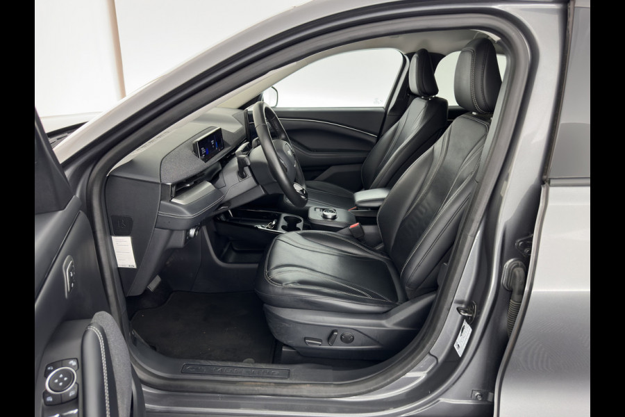 Ford Mustang Mach-E RWD 75 kWh [ 3-Fase ] {SOH-94%} (INCL-BTW) *PANO | LUXURY-LEATHER | ADAPTIVE-CRUISE | BANG&OLUFSEN | MEMORY-PACK | TOP-VIEW | FULL-LED | BLIND-SPOT | DAB+ | DIGI-COCKPIT | KEYLESS | NAVI-FULLMAP | CARPLAY | COMFORT-SEATS |
