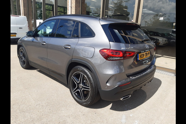Mercedes-Benz GLA 250 4MATIC AMG Line