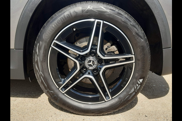 Mercedes-Benz GLA 250 4MATIC AMG Line
