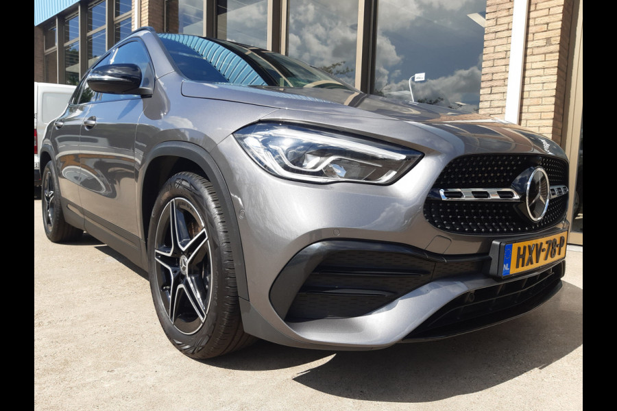 Mercedes-Benz GLA 250 4MATIC AMG Line