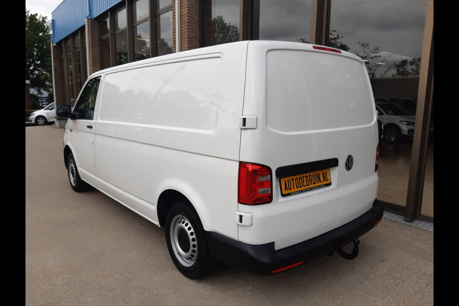Volkswagen Transporter 2.0 TDI Autm. Airco ,L2 , Cruise Control , Navi ,Achterdeuren 110Kw/150Pk