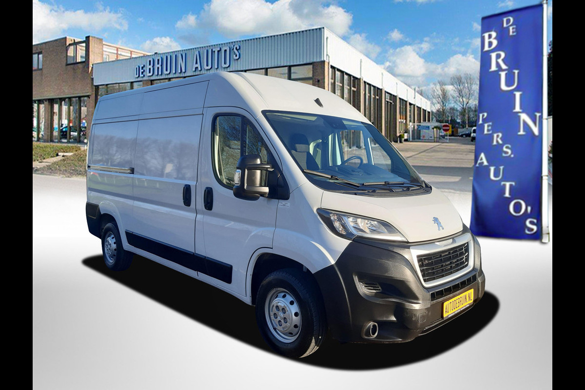 Peugeot Boxer 2.2 BlueHDi 140 Pk L2/H2 Airco Cruise Control Navigatie Peugeot Boxer 2.2 BlueHDi 140 Pk L2/H2 Airco Cruise Control Navigatie