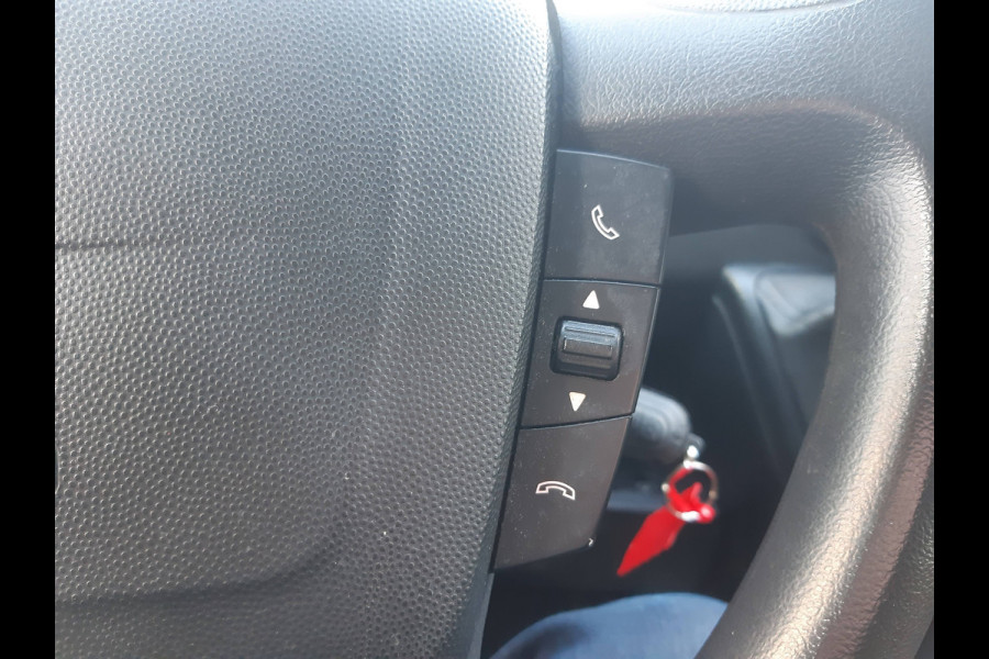 Peugeot Boxer 2.2 BlueHDi 140 Pk L2/H2 Airco Cruise Control Navigatie
