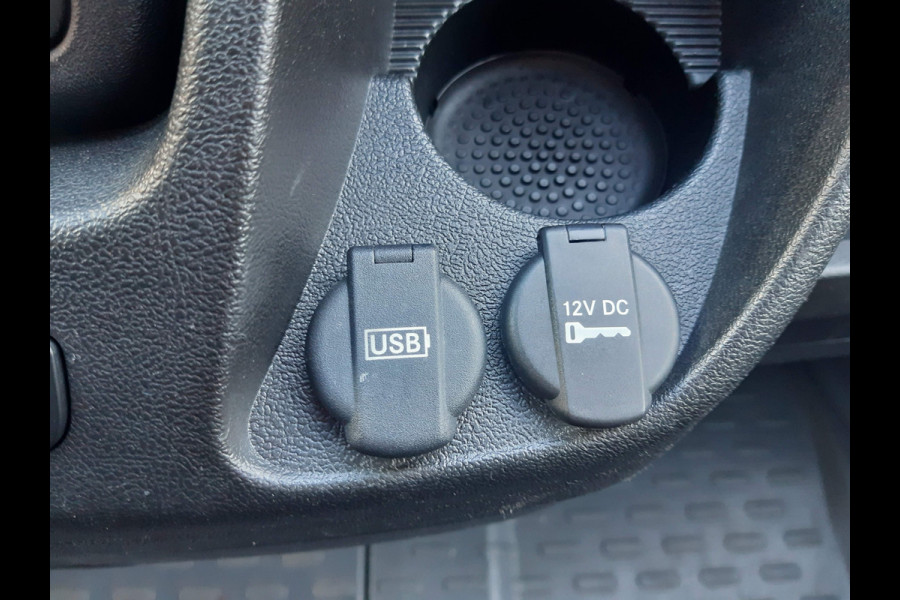 Peugeot Boxer 2.2 BlueHDi 140 Pk L2/H2 Airco Cruise Control Navigatie