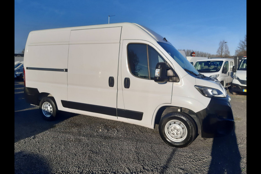 Peugeot Boxer 2.2 BlueHDi 140 Pk L2/H2 Airco Cruise Control Navigatie