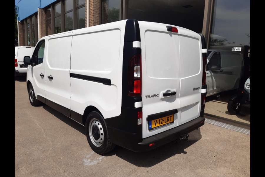 Renault Trafic 2.0 dCi 107Kw/145 Pk L&R Schuifdeur L2 Airco Achteruitrijcamera PDC Trekhaak