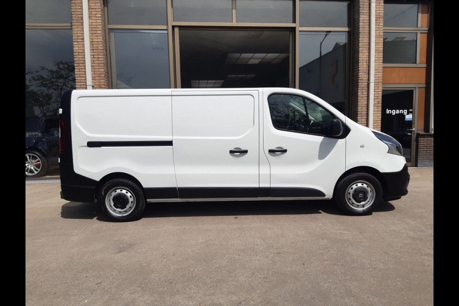 Renault Trafic 2.0 dCi 107Kw/145 Pk L&R Schuifdeur L2 Airco Achteruitrijcamera PDC Trekhaak
