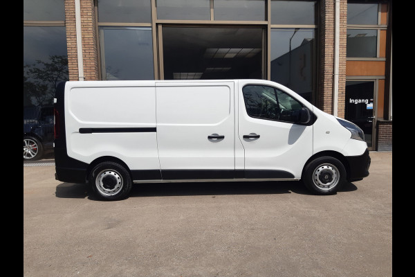 Renault Trafic 2.0 dCi 107Kw/145 Pk L&R Schuifdeur L2 Airco Achteruitrijcamera PDC Trekhaak
