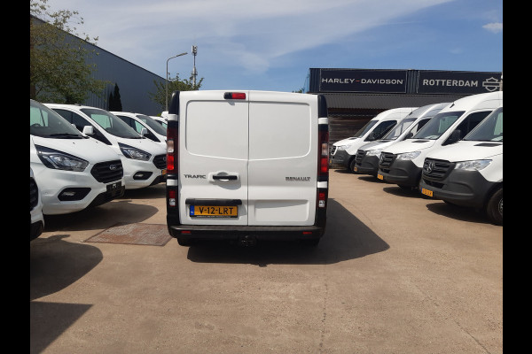 Renault Trafic 2.0 dCi 107Kw/145 Pk L&R Schuifdeur L2 Airco Achteruitrijcamera PDC Trekhaak