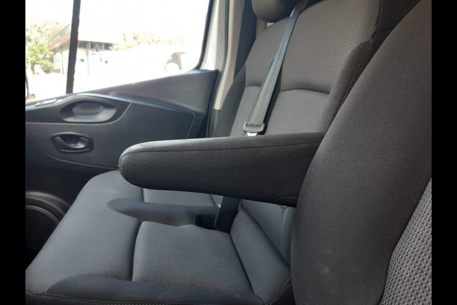 Renault Trafic 2.0 dCi 107Kw/145 Pk L&R Schuifdeur L2 Airco Achteruitrijcamera PDC Trekhaak