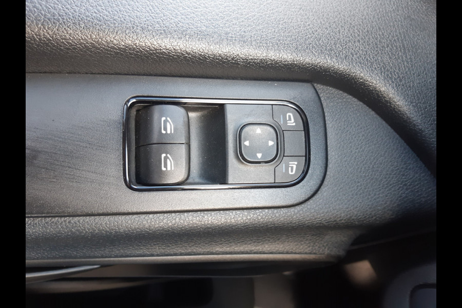 Mercedes-Benz Sprinter 150Pk L2/H2 MBux mediasystem Camera Trekhaak