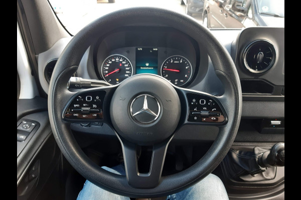 Mercedes-Benz Sprinter 150Pk L2/H2 MBux mediasystem Camera Trekhaak