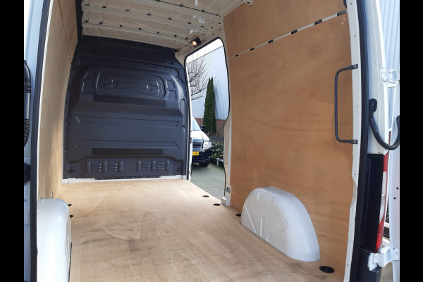 Mercedes-Benz Sprinter 150Pk L2/H2 MBux mediasystem Camera Trekhaak