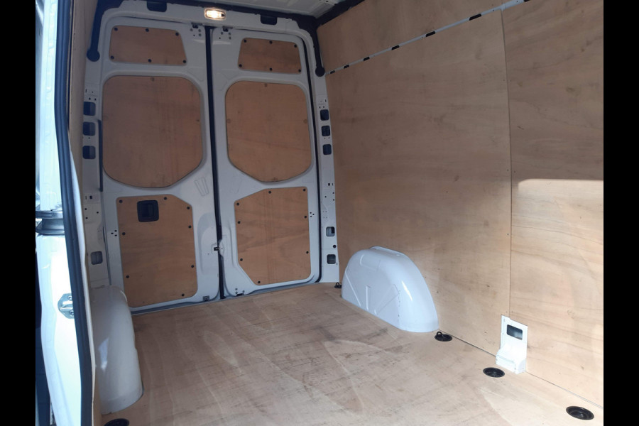 Mercedes-Benz Sprinter 150Pk L2/H2 MBux mediasystem Camera Trekhaak