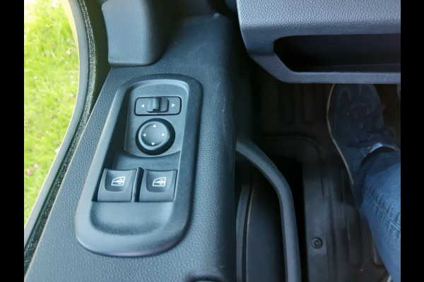 Renault Master 145Pk Extra hoge Laadbak 2.30 hoog Laadklep Airco Cruise