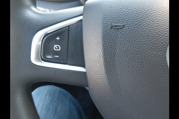 Renault Master 145Pk Extra hoge Laadbak 2.30 hoog Laadklep Airco Cruise