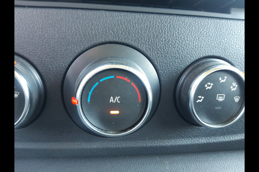 Renault Master 145Pk Extra hoge Laadbak 2.30 hoog Laadklep Airco Cruise
