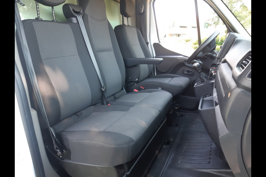 Renault Master 145Pk Extra hoge Laadbak 2.30 hoog Laadklep Airco Cruise