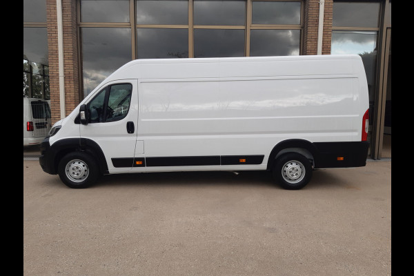 Peugeot Boxer 2.2 BlueHDI 140Pk L4H2 Airco Navi PDC Cruise control Achteruitrijcamera