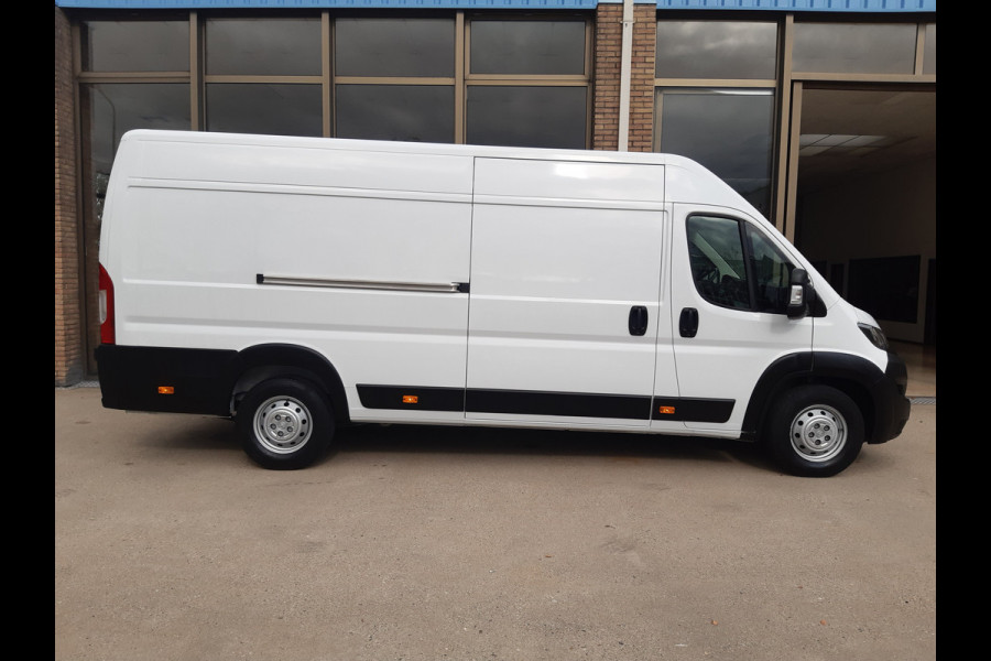 Peugeot Boxer 2.2 BlueHDI 140Pk L4H2 Airco Navi PDC Cruise control Achteruitrijcamera