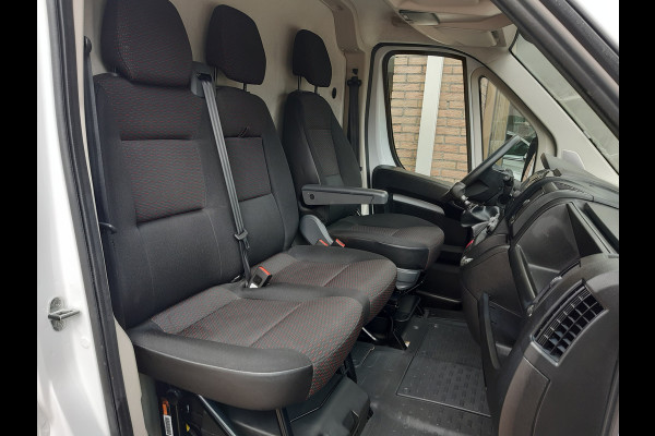 Peugeot Boxer 2.2 BlueHDI 140Pk L4H2 Airco Navi PDC Cruise control Achteruitrijcamera
