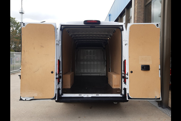 Peugeot Boxer 2.2 BlueHDI 140Pk L4H2 Airco Navi PDC Cruise control Achteruitrijcamera